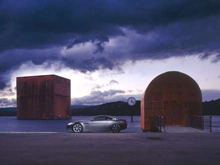 نماي اتومبيل استون مارتين V8-Vantage-2053