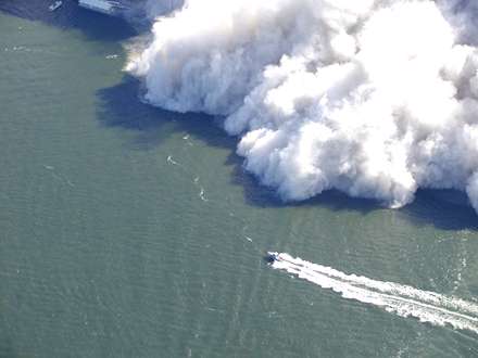 برج هاي دو قلو در حال سوختن