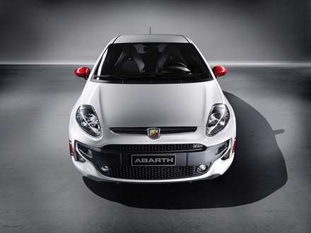 نماي سپر و جلوبندي اتومبيل فيات - Punto - Evo - Abarth - 2011