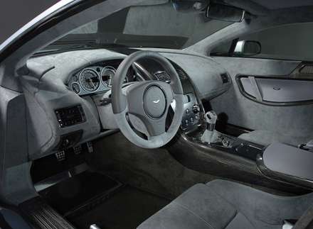 نماي داشبرد و فرمان  اتومبيل استون مارتين V12 Vantage RS Concept -2032
