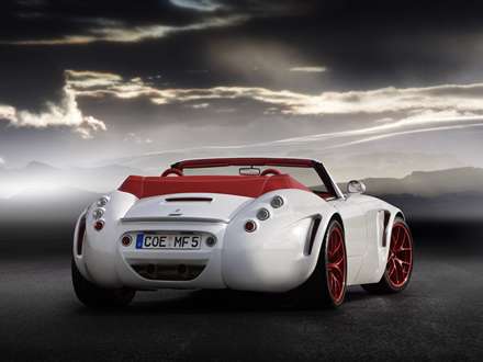 نماي اگزوز و صندوق عقب  اتومبيل Wiesmann-Roadster_MF5_2010