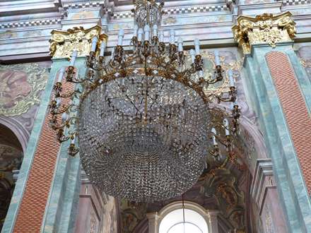 چلچراغ سلطنتي