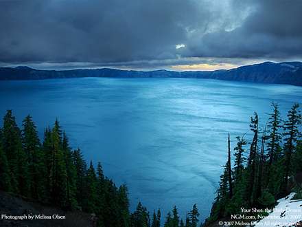 مظره يک درياچه زيبا