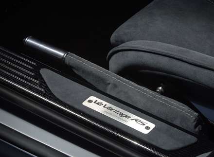 نماي آرم  اتومبيل استون مارتين V12 Vantage RS Concept -2033