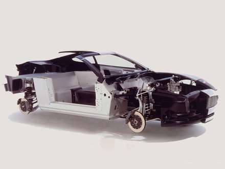 نماي اسکلت بدنه اتومبيل استون مارتين V12-Vanquish-2011