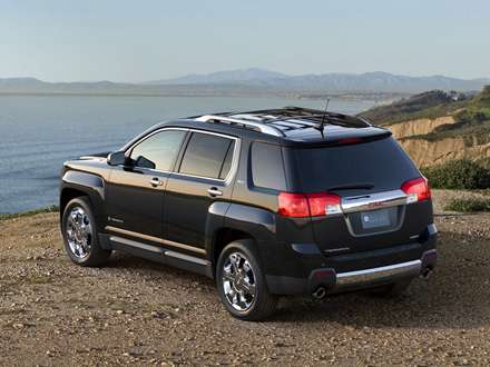 نماي سيستم اگزوز و صندوق عقب اتومبيل GMC- Terrain-2010