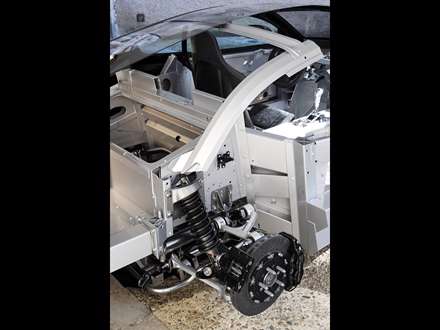 نماي اسکلت داخلي  اتومبيل استون مارتين DBS -2052