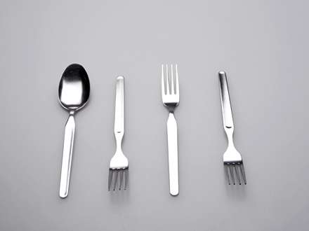 سه چنگال و يک قاشق