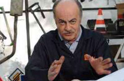 تقدیر از بهروز بقایی