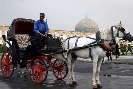 يکي از مسجدهاي تاريخي و شناخته شده شهر اصفهان