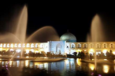 يکي از مسجدهاي تاريخي و شناخته شده شهر اصفهان