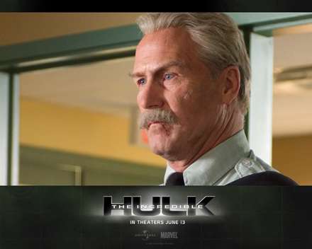 تصوير يکي از بازيگران فيلم هالک شگفت انگيز (Incredible Hulk) بنام ويليام هرت (William Hurt)