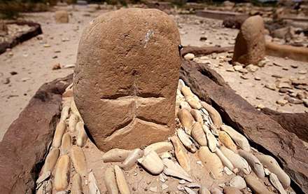 قبرستان شهر مرزي سومار