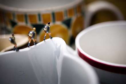 دنياي ما انسانها در مقياسي متفاوت