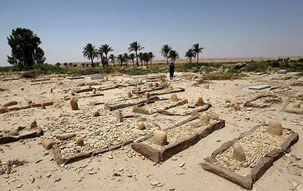 قبرستان شهر مرزي سومار
