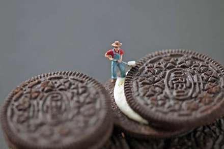 دنياي ما انسانها در مقياسي متفاوت