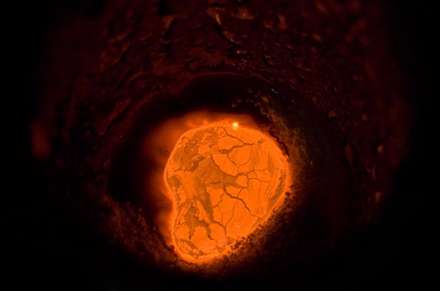 طــــلا  از اکتشاف، استخراج، فرآوري، استحصال و استفاده از آن به روايت تصوير