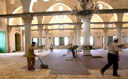 مزين شدن قبة الصخره به فرش هاي جديد