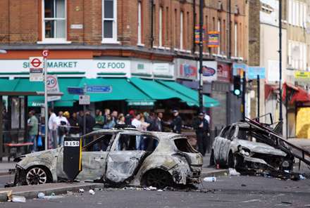 اعتراضات و قيام محرومين انگليس در تاتنهام