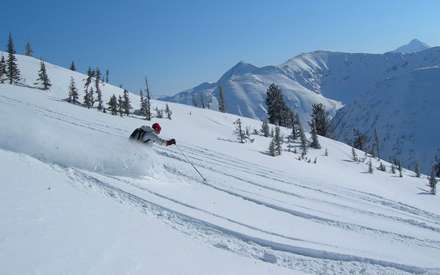 تفریح و اسکی در آلپ