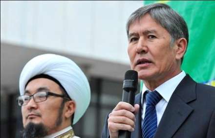 برپایی نماز عید سعید فطر در کشورهای اسلامی