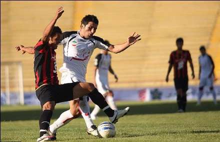 دیدار تیم های فوتبال پرسپولیس و سیاه جامگان مشهد