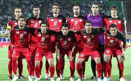 دیدار تیم های ذوب آهن اصفهان و پرسپولیس