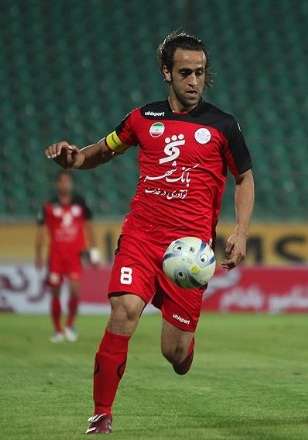 دیدار تیم های ذوب آهن اصفهان و پرسپولیس