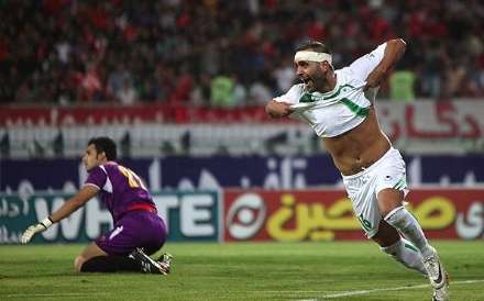 دیدار تیم های ذوب آهن اصفهان و پرسپولیس