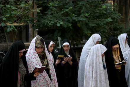 برپایی نماز عید سعید فطر به امامت مقام معظم رهبری