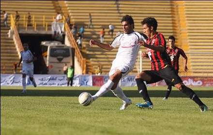 دیدار تیم های فوتبال پرسپولیس و سیاه جامگان مشهد