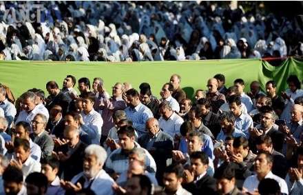 برپایی نماز عید سعید فطر به امامت مقام معظم رهبری