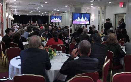 سفر به نيويورک ديدار با فعالان و رهبران گروهاي ضد جنگ