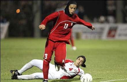 دیدار تیم های فوتبال بانوان ایران و امارات