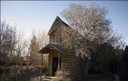 مجموعه زیبای دهکده چوبین