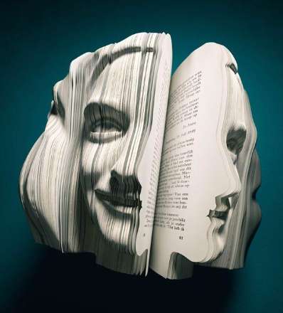 خلق چهره های ادبی با استفاده از کتاب