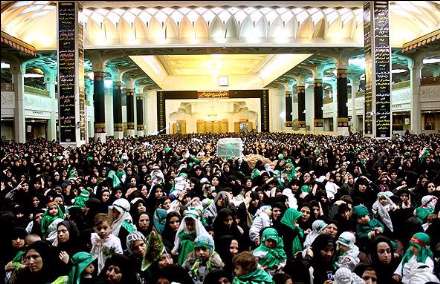 گردهمایی شیرخوارگان حسینی در حرم حضرت معصومه (س)