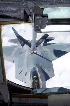 هواپیمای جنگنده F-22 Raptor