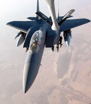 هواپیمای جنگنده F-15E Strike Eagle (اف-۱۵)