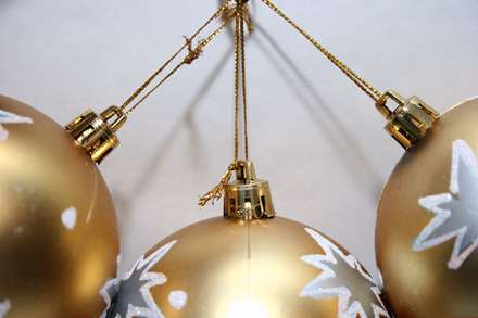 گوی تزیینی درخت کریسمس