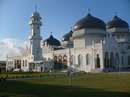 مسجد رایا بیت‌الرحمن واقع در باندا آچه (اندونزی)