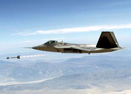 هواپیمای جنگنده F-22 Raptor