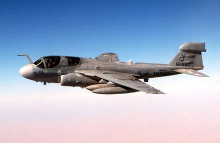 هواپیمای جنگنده EA-6B Prowler