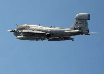 هواپیمای جنگنده EA-6B Prowler