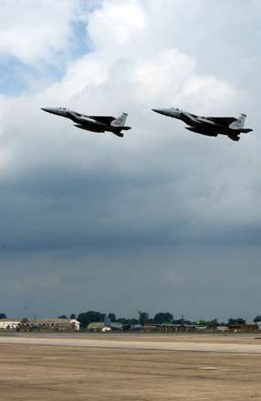 هواپیمای جنگنده F-15C Eagle (اف-۱۵)