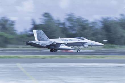 هواپیمای جنگنده F-18A Hornet