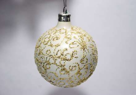 گوی تزیینی درخت کریسمس