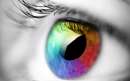 نقاشی دیجیتالی چشمی با عنبیه رنگارنگ