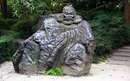 مجسمه ای روی سنگ در چین