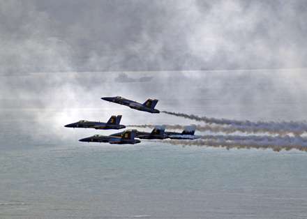 هواپیمای جنگنده F-18A Hornet